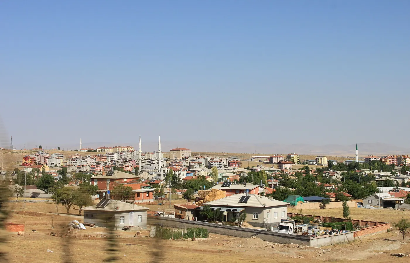 Kadınhanı ilçe merkezi ve işletmeler